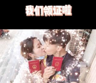 江西赣州市总工会开展迎新春“送万福、进万家”书法公益活动
